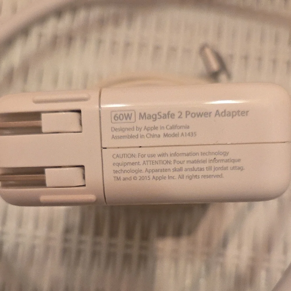 60W Magsafe 2 Power Adapter White Apple Laptop Charger